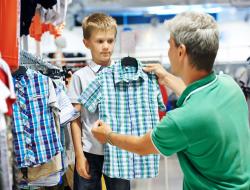 כיצד לקבוע את מידת הבגדים של ילד: רק רכישות מוצלחות!