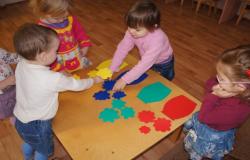 Didaktikai játékok gyerekeknek: beszéd fejlesztése, érzékelési képességek, testi fejlődés